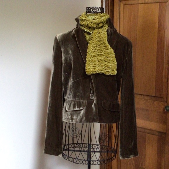 City Dkny Jackets & Blazers - DKNY City velvet jacket size 2